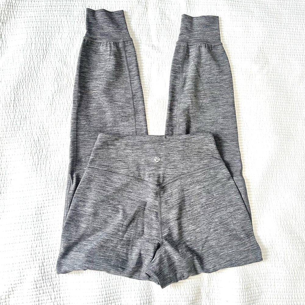 New w no tag Lululemon Align Jogger 28"